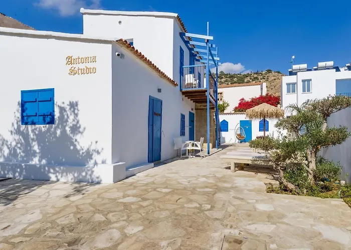 Antonia Aparthotel 3*