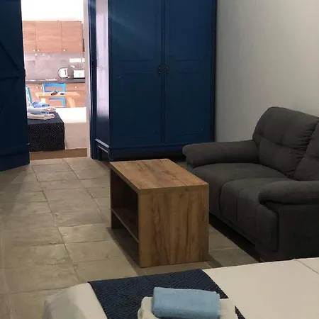 Aparthotel Antonia Oroklini