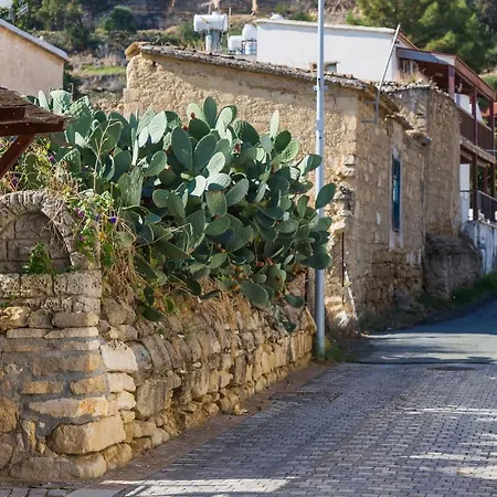 Apartmanhotel Antonia 3*